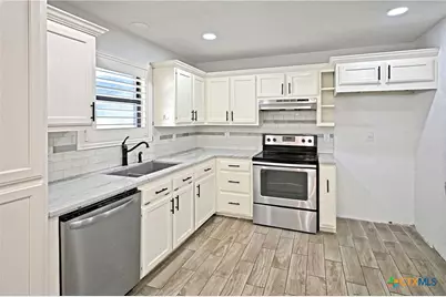 764 Vista Parkway, New Braunfels, TX 78130 - Photo 10