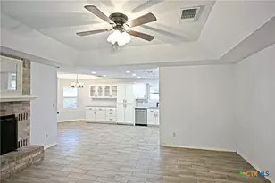 764 Vista Pkwy, New Braunfels, TX 78130 - Photo 4