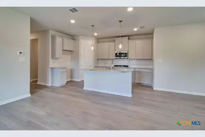 820 Little Pebble, New Braunfels, TX 78130 - Photo 10