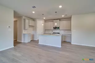 820 Little Pebble, New Braunfels, TX 78130 - Photo 10