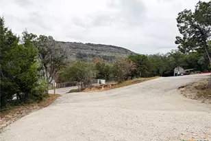 9751 River Rd, New Braunfels, TX 78132 - Photo 12