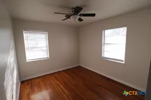 1103 E Robertson Ave, Copperas Cove, TX 76522 - Photo 10