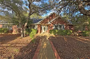 2741 Connie Dr, Canyon Lake, TX 78133 - Photo 2