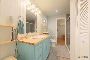 8507 Hammetts Crossing, Round Mountain, TX 78663 - Photo 24