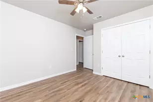 2351A S Wall St, Belton, TX 76513 - Photo 14