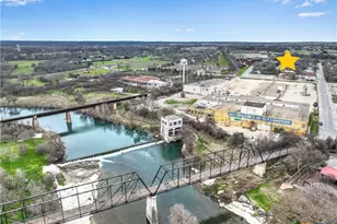 569 Wright Ave, New Braunfels, TX 78130 - Photo 32