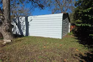 1903 S 13th St, Temple, TX 76504 - Photo 4