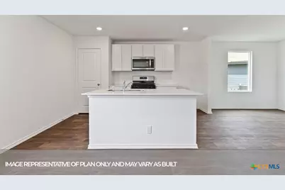 1027 Bold Run, Seguin, TX 78155 - Photo 10