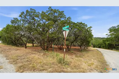 799 Hillside Loop, Canyon Lake, TX 78133 - Photo 6