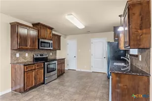 307 E Little Dipper, Killeen, TX 76542 - Photo 6