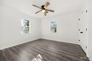 301 E Cherokee Dr, Harker Heights, TX 76548 - Photo 8