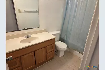 657 W 4th Street, Yorktown, TX 78164 - Photo 26