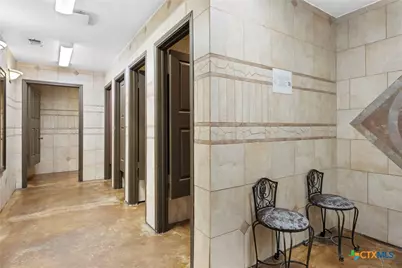 302 W Veterans Memorial Boulevard, Harker Heights, TX 76548 - Photo 12