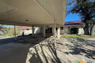 104 Skipcha Trail, Lampasas, TX 76550 - Photo 30