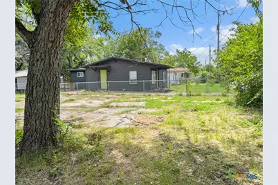 729 Schuessler Street, Seguin, TX 78155 - Photo 2