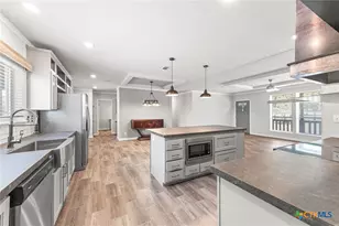 9130 Rebecca Creek Rd, Spring Branch, TX 78070 - Photo 10