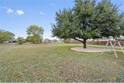 105 Melissa Street, Bruceville Eddy, TX 76524 - Photo 2