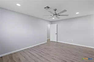 105 Melissa St, Bruceville Eddy, TX 76524 - Photo 12