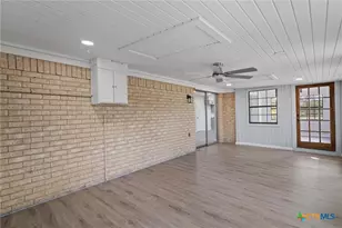 105 Melissa St, Bruceville Eddy, TX 76524 - Photo 14