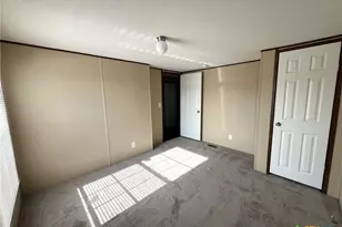 1911 Wald Rd, New Braunfels, TX 78132 - Photo 4