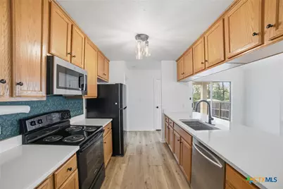 104 S Mockingbird Circle, Cedar Creek, TX 78612 - Photo 10