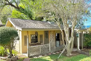 316 Buckingham St, Victoria, TX 77904 - Photo 42