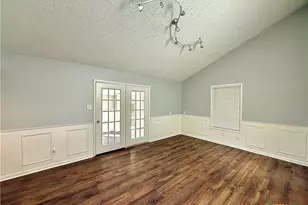 316 Buckingham St, Victoria, TX 77904 - Photo 34