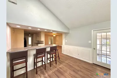 316 Buckingham Street, Victoria, TX 77904 - Photo 10