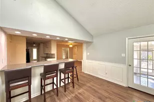 316 Buckingham St, Victoria, TX 77904 - Photo 10