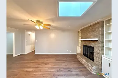 316 Buckingham Street, Victoria, TX 77904 - Photo 4