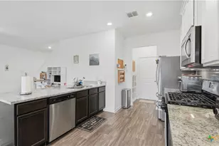 3965 Prairie Crk, New Braunfels, TX 78132 - Photo 10