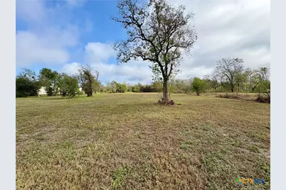 2112 S Laurent Street, Victoria, TX 77901 - Photo 4