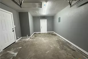 3105 Gayle St, Victoria, TX 77901 - Photo 24