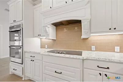 917 Coolabah Avenue, New Braunfels, TX 78132 - Photo 10