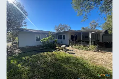 880 W Merriweather Street, New Braunfels, TX 78130 - Photo 20