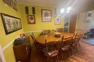 880 W Merriweather St, New Braunfels, TX 78130 - Photo 8