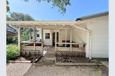 880 W Merriweather Street, New Braunfels, TX 78130 - Photo 28