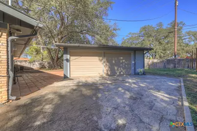 145 Bobolink Drive, New Braunfels, TX 78130 - Photo 26