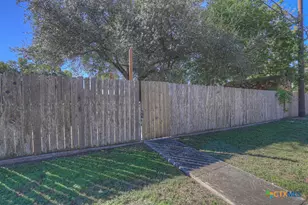 145 Bobolink Dr, New Braunfels, TX 78130 - Photo 38