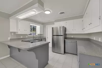 145 Bobolink Drive, New Braunfels, TX 78130 - Photo 10