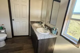 105 Lakeview Dr, Burnet, TX 78611 - Photo 16