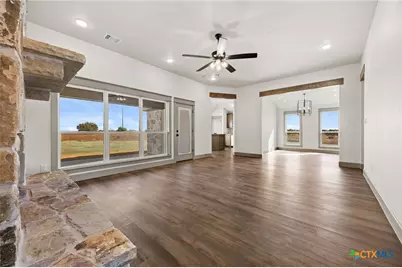 100 Hillside Lane, Lampasas, TX 76550 - Photo 14