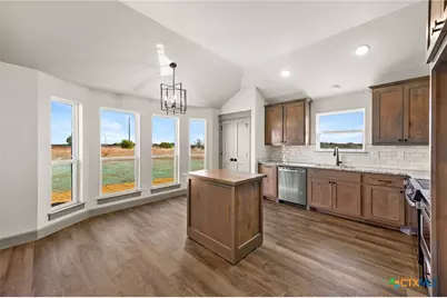 100 Hillside Lane, Lampasas, TX 76550 - Photo 20