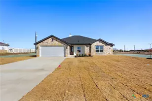 100 Hillside Ln, Lampasas, TX 76550 - Photo 1