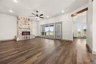 100 Hillside Ln, Lampasas, TX 76550 - Photo 12