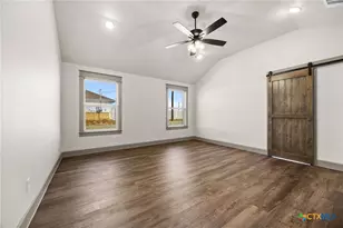 100 Hillside Ln, Lampasas, TX 76550 - Photo 22