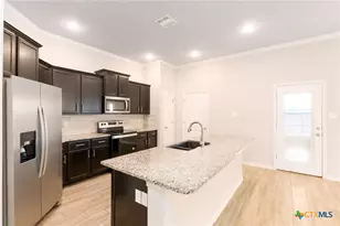 2611 Settlers Oak Dr, Belton, TX 76513 - Photo 10