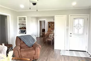 1045 Arnold Rd, Victoria, TX 77905 - Photo 4