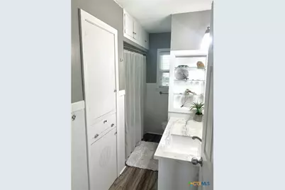 1045 Arnold Road, Victoria, TX 77905 - Photo 12