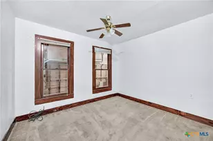 617 N College St, Gonzales, TX 78629 - Photo 20